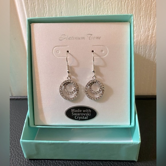 Silver Swarovski Crystal dangle drop earrings - Picture 3 of 5